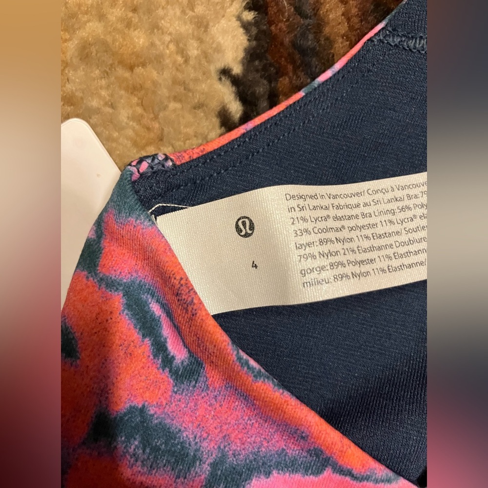 Lululemon Energy Bra - Picture 7 of 7